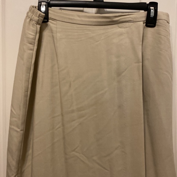 Bridgewater Studio size 14W khaki colored wrap style maxi skirt - Picture 2 of 7
